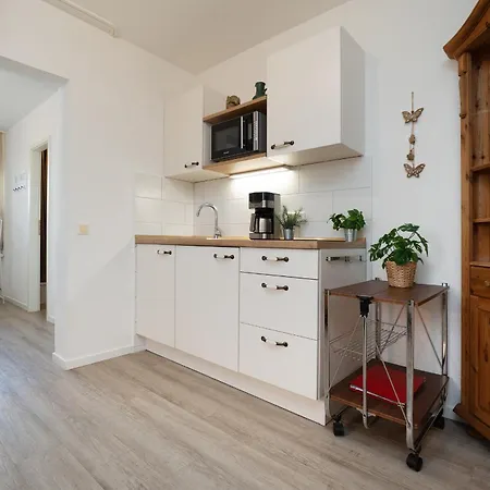 Waldstrasse 12 Luettland דירה